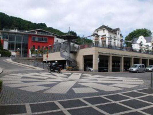 Hotel Restaurant Zumbusch Bad Bertrich Exterior photo