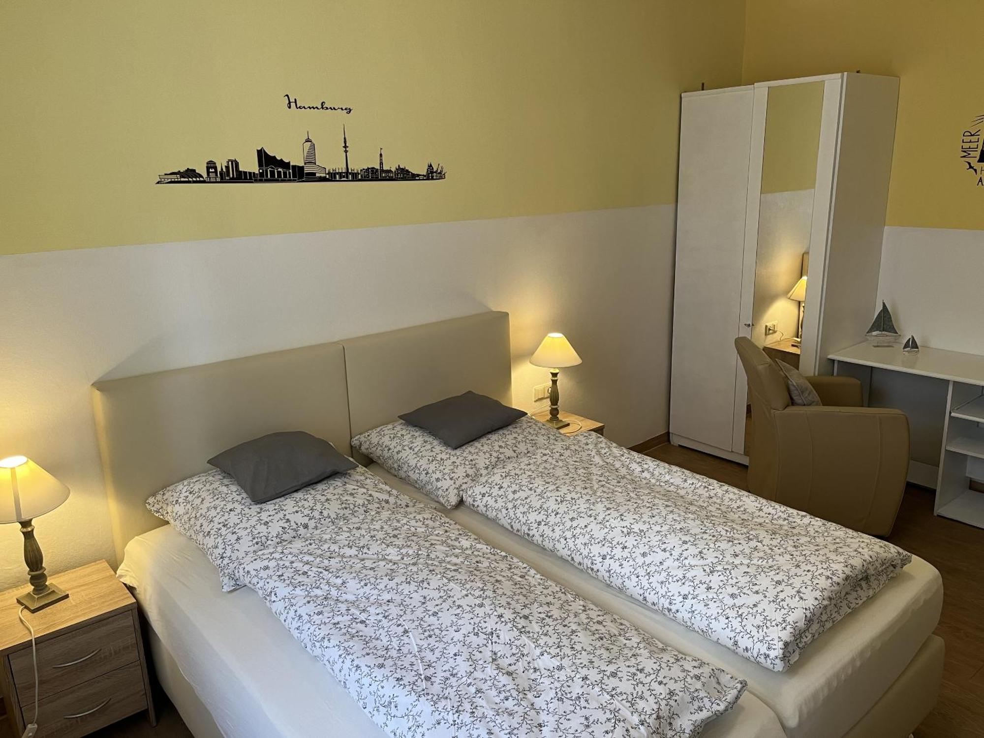 Hotel Restaurant Zumbusch Bad Bertrich Room photo