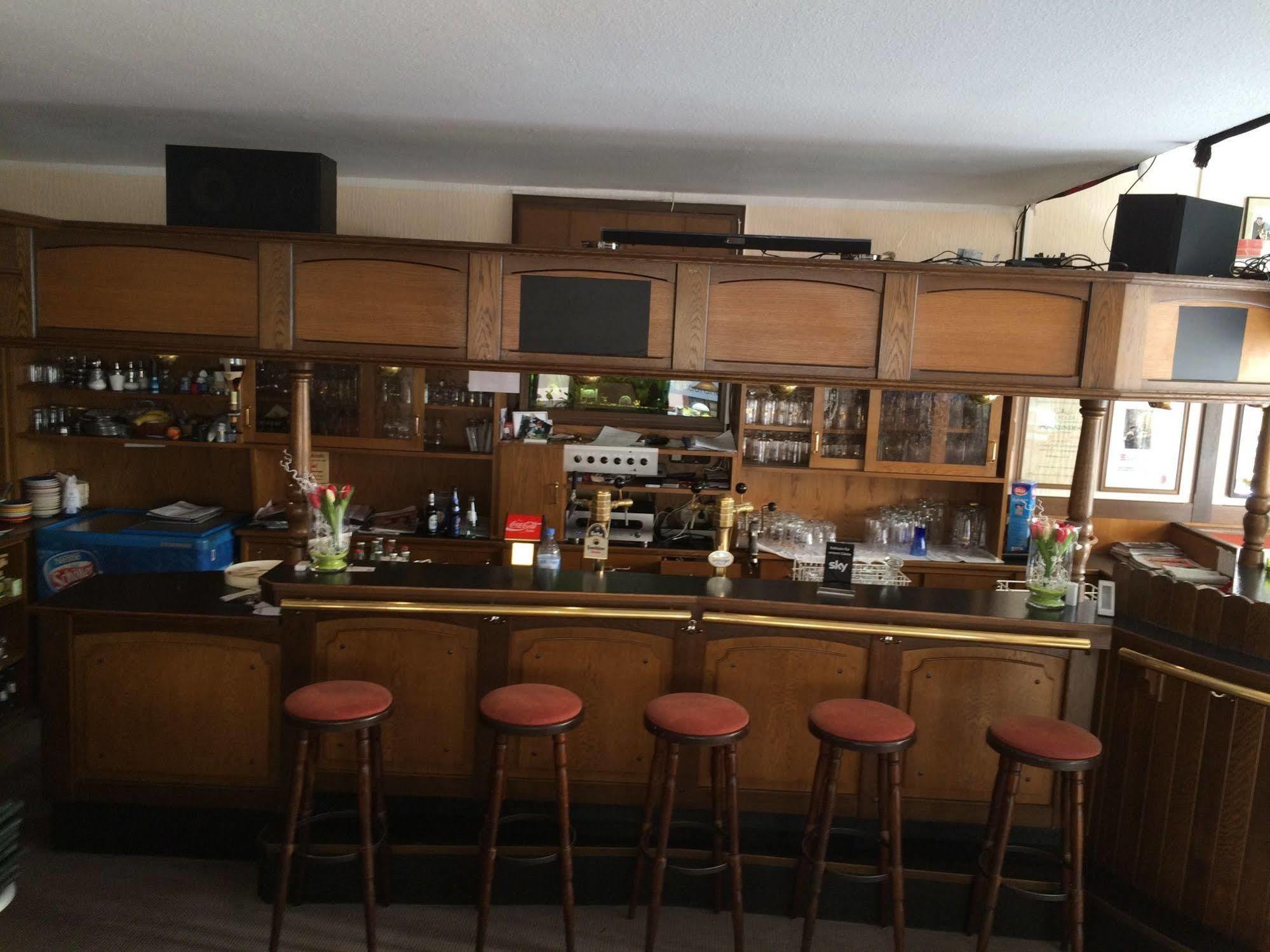 Hotel Restaurant Zumbusch Bad Bertrich Exterior photo
